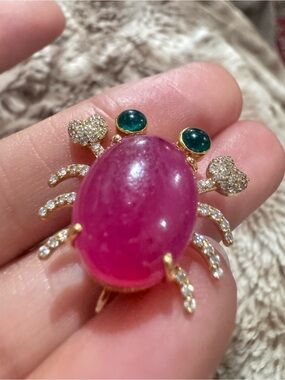 Stunning 14K Gold Lobster Brooch Natural 14.97ct Ruby Emerald Eyes & Diamond